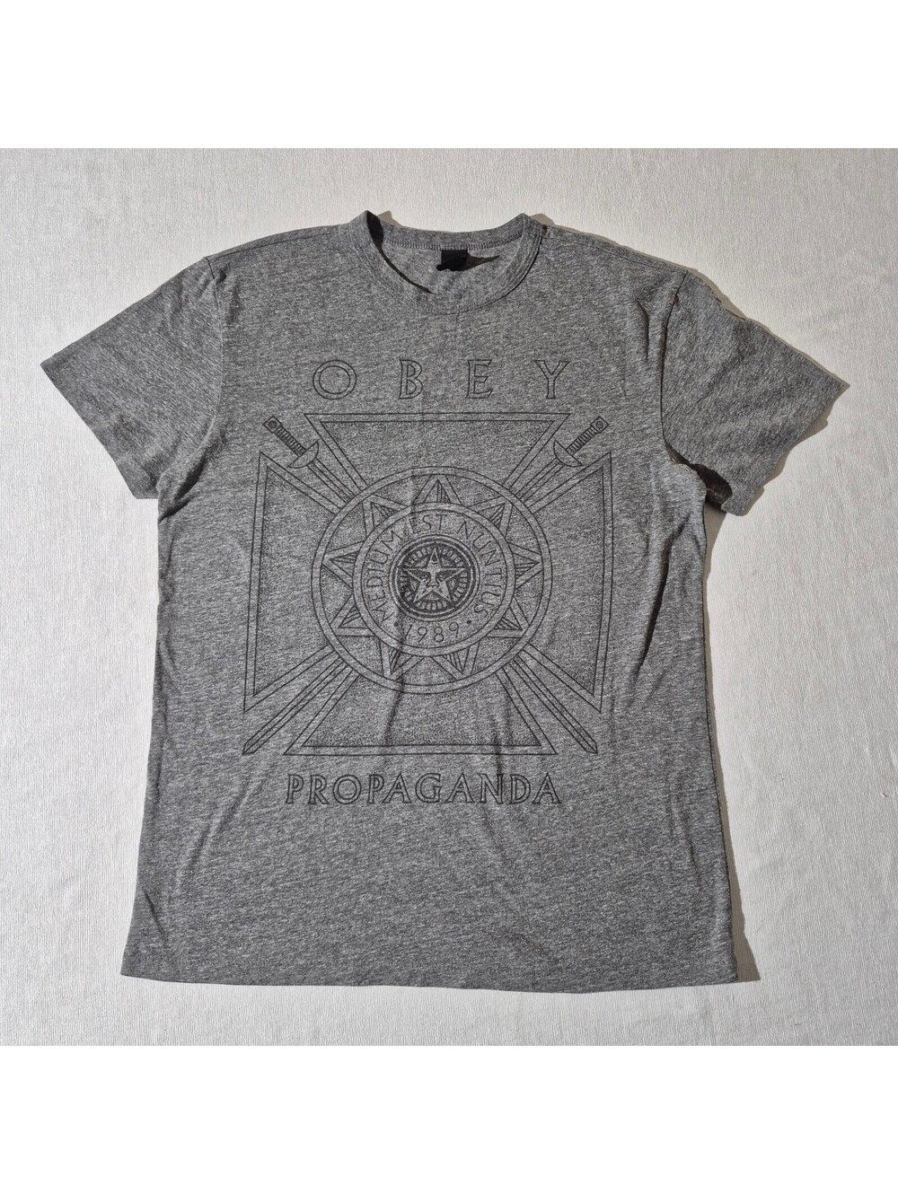 Obey Womens Propaganda M Medium gray graphic T-shirt